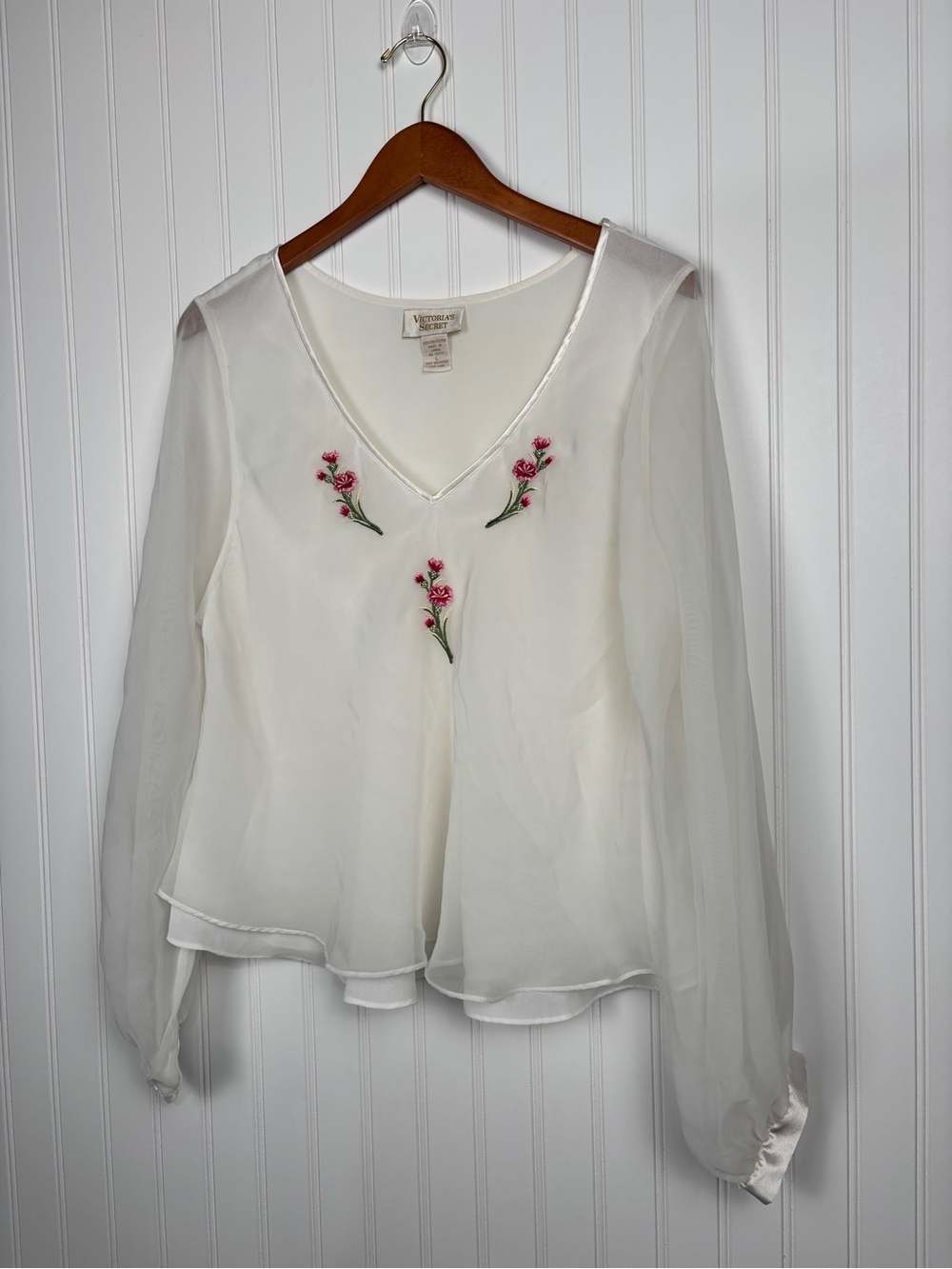 VTG Victoria’s Secret Long Sleeve Lined White Chiffon Blouse Floral Embroider L - Picture 2 of 8